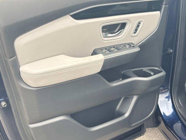 used 2023 Honda Pilot car, priced at $45,921