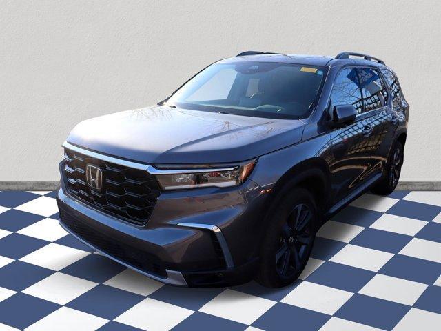 used 2023 Honda Pilot car, priced at $45,976