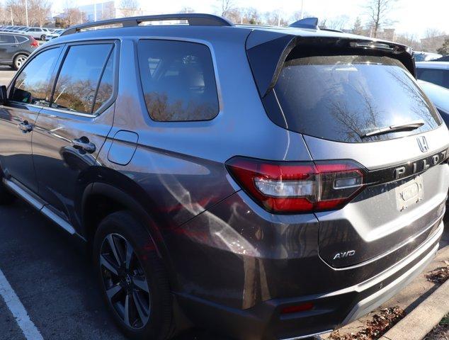 used 2023 Honda Pilot car, priced at $45,976