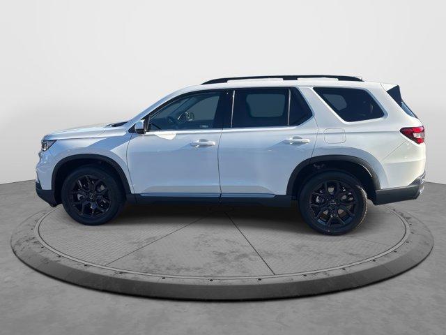 new 2025 Honda Pilot car, priced at $49,171