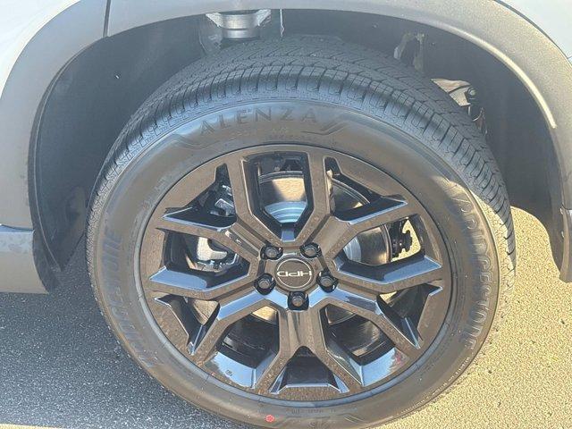 new 2025 Honda Pilot car, priced at $49,171