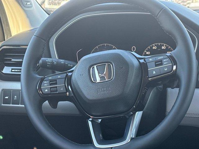 new 2025 Honda Pilot car, priced at $49,171
