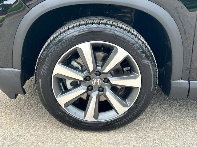 used 2025 Honda Pilot car, priced at $53,729