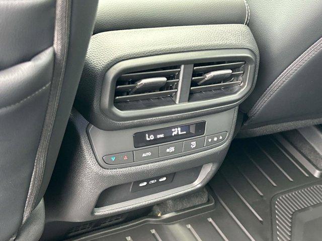 new 2025 Honda Pilot car, priced at $49,718