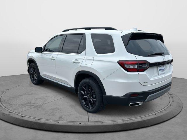 new 2025 Honda Pilot car, priced at $49,718