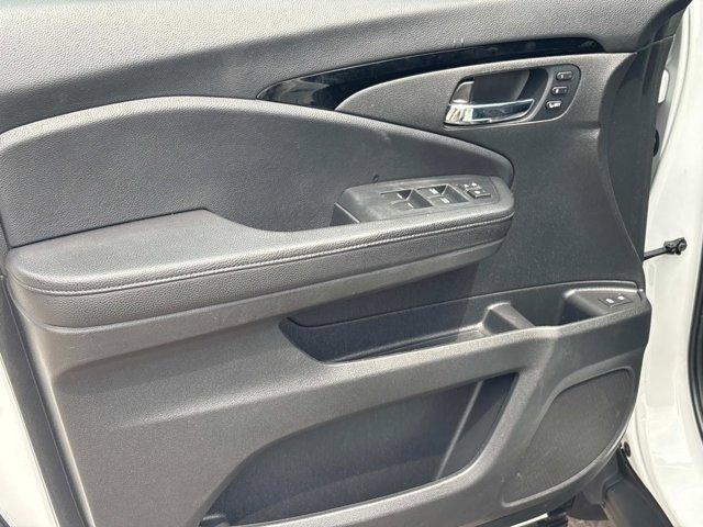 used 2020 Honda Pilot car, priced at $32,931