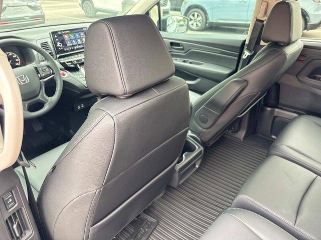 new 2026 Honda Odyssey car, priced at $44,290