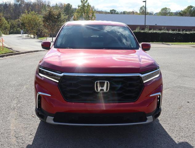 new 2025 Honda Pilot car, priced at $46,450