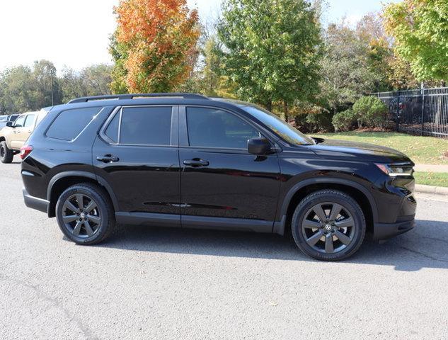 new 2025 Honda Pilot car, priced at $42,695