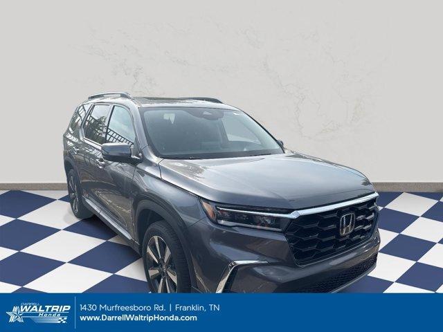 used 2025 Honda Pilot car, priced at $51,050