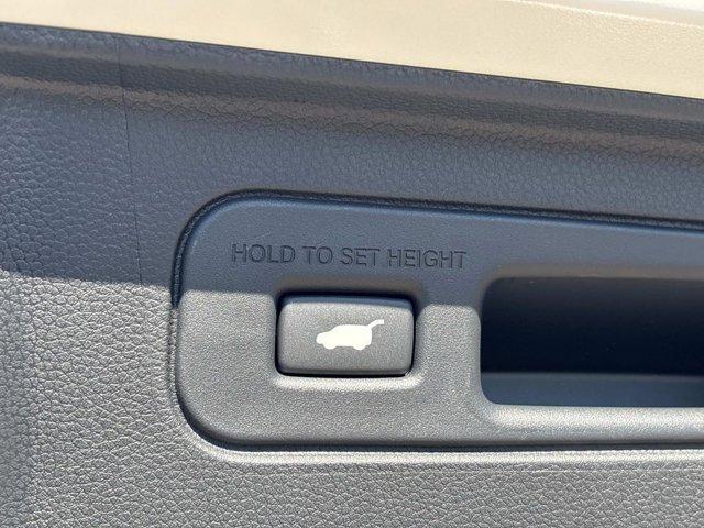 new 2025 Honda Pilot car, priced at $47,232