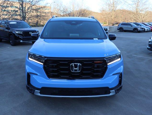 new 2025 Honda Pilot car, priced at $50,305