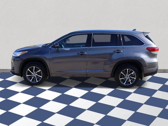 used 2017 Toyota Highlander car, priced at $20,528