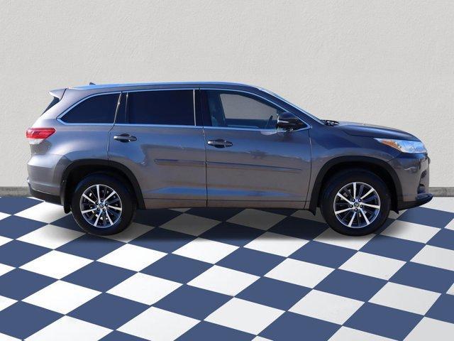 used 2017 Toyota Highlander car, priced at $20,528