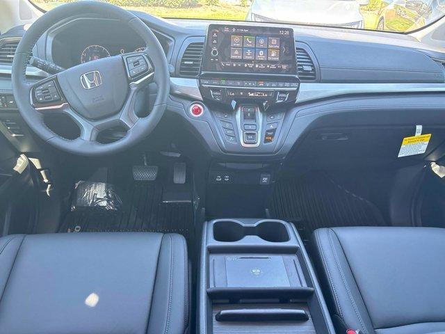 new 2026 Honda Odyssey car, priced at $45,685