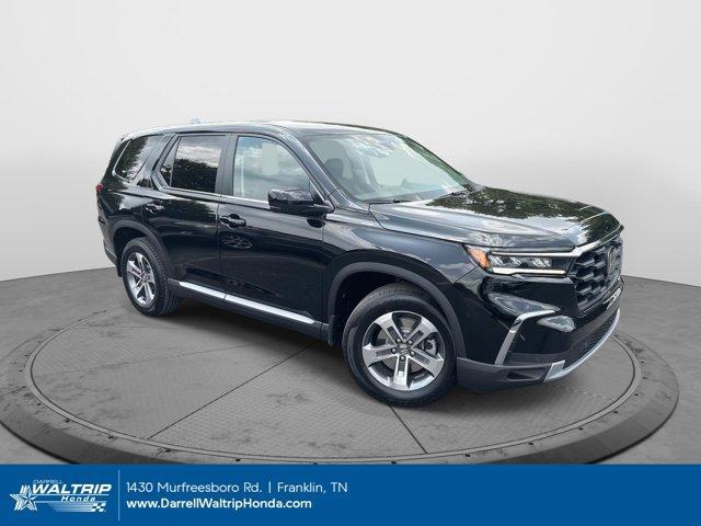 new 2025 Honda Pilot car, priced at $46,050