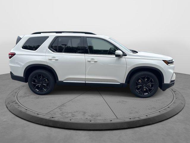new 2025 Honda Pilot car, priced at $52,405