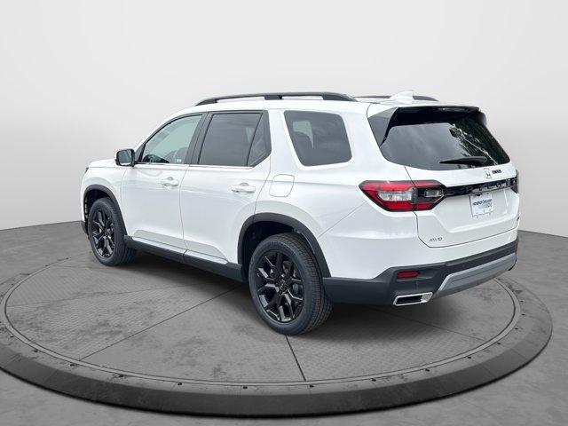 new 2025 Honda Pilot car, priced at $52,405