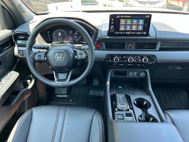 new 2025 Honda Pilot car, priced at $49,850