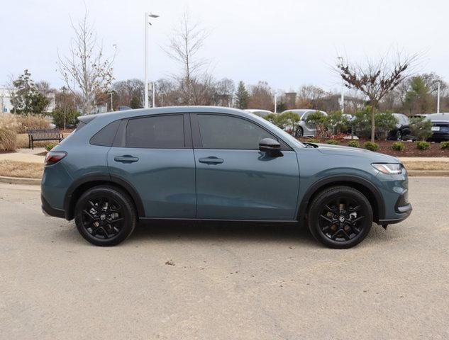 new 2025 Honda HR-V car, priced at $28,305