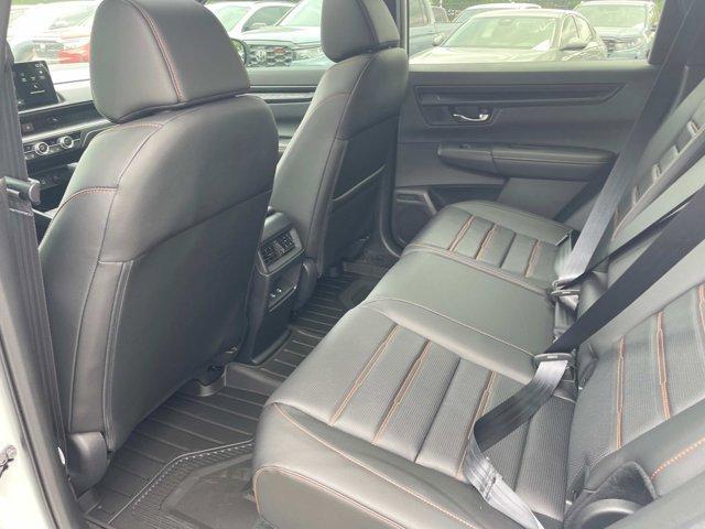 new 2026 Honda CR-V Hybrid car, priced at $39,575