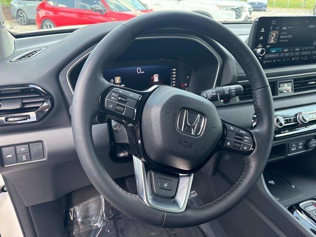 used 2024 Honda Pilot car, priced at $52,891