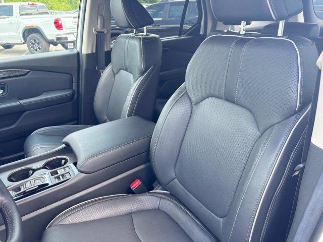 used 2024 Honda Pilot car, priced at $52,891