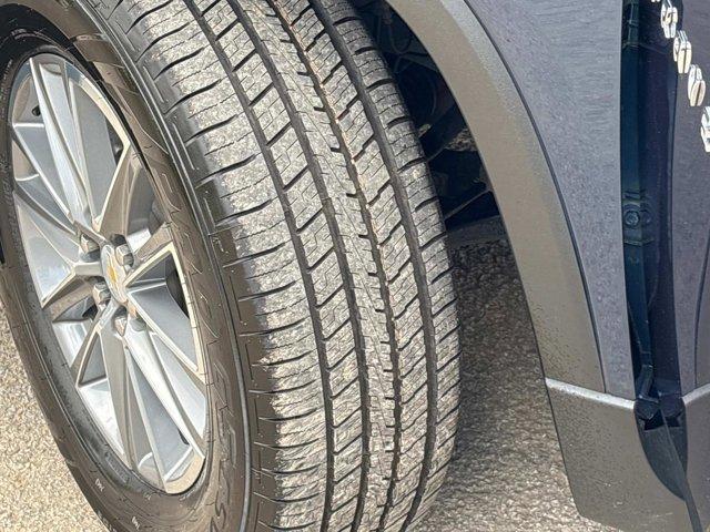 used 2023 Chevrolet Traverse car, priced at $29,996