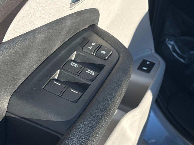 used 2021 Honda Pilot car, priced at $25,671