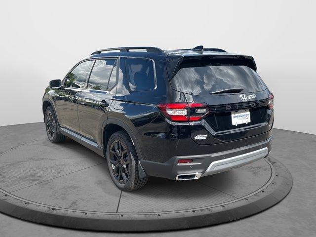 new 2025 Honda Pilot car, priced at $49,850