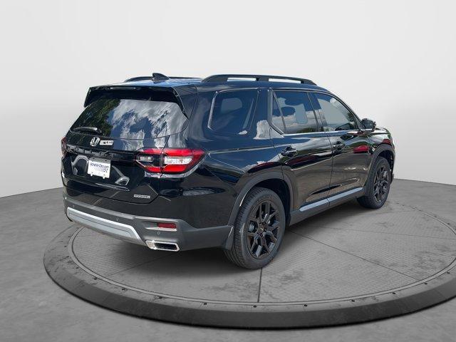 new 2025 Honda Pilot car, priced at $49,850