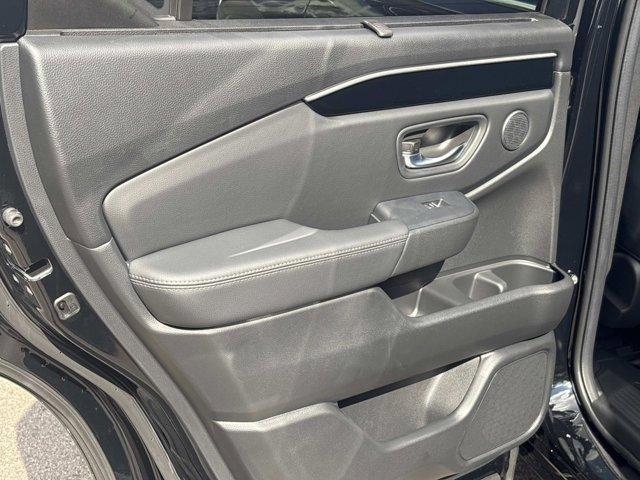 new 2025 Honda Pilot car, priced at $49,850
