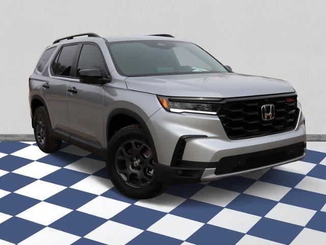 new 2025 Honda Pilot car, priced at $50,580