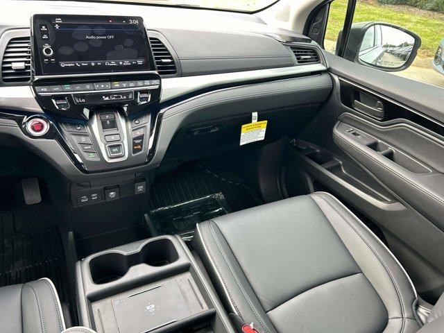 new 2026 Honda Odyssey car, priced at $48,990
