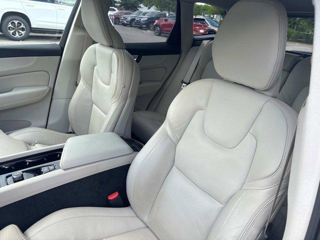 used 2023 Volvo XC60 car, priced at $41,927
