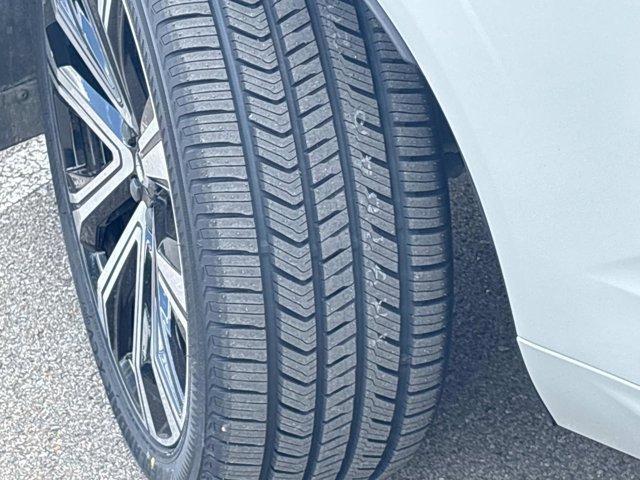 used 2023 Volvo XC60 car, priced at $41,927
