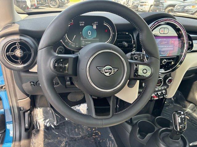 used 2024 MINI Hardtop car, priced at $30,888
