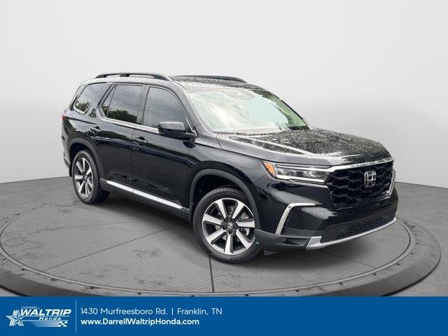 new 2025 Honda Pilot car, priced at $47,950