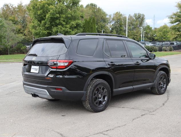 new 2025 Honda Pilot car, priced at $49,495