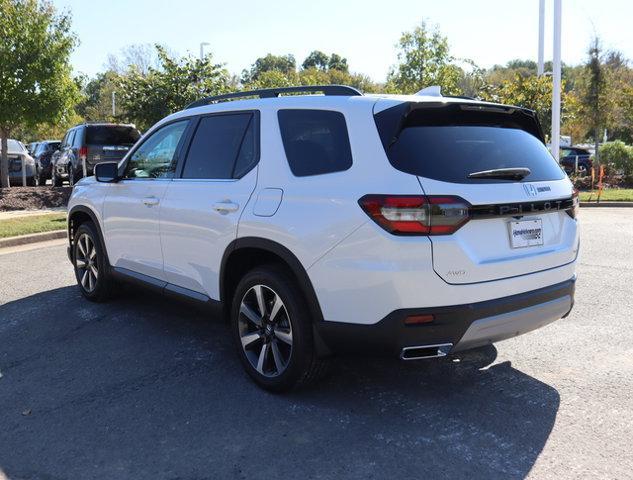 new 2025 Honda Pilot car, priced at $50,450