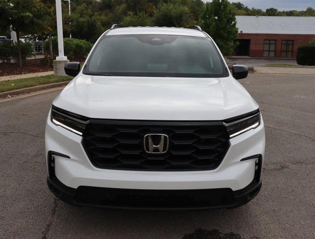 new 2025 Honda Pilot car, priced at $42,850