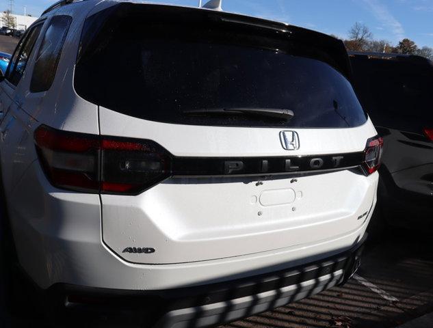 used 2023 Honda Pilot car, priced at $48,820