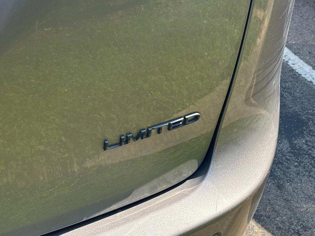 used 2018 Chrysler Pacifica car, priced at $21,997