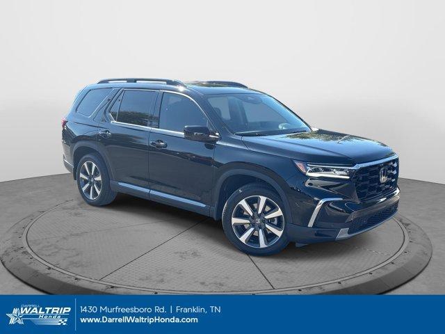 new 2025 Honda Pilot car, priced at $47,281