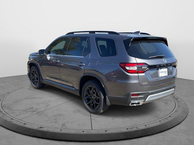 new 2025 Honda Pilot car, priced at $49,291