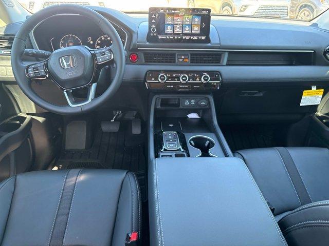 new 2025 Honda Pilot car, priced at $49,291