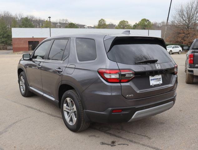 new 2025 Honda Pilot car, priced at $46,780