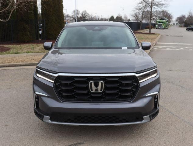 new 2025 Honda Pilot car, priced at $46,780