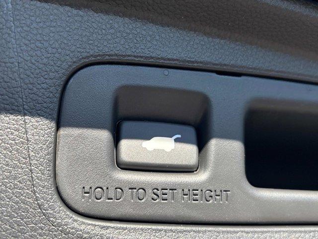 new 2026 Honda CR-V Hybrid car, priced at $40,175