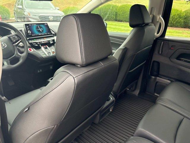 new 2026 Honda Odyssey car, priced at $45,685